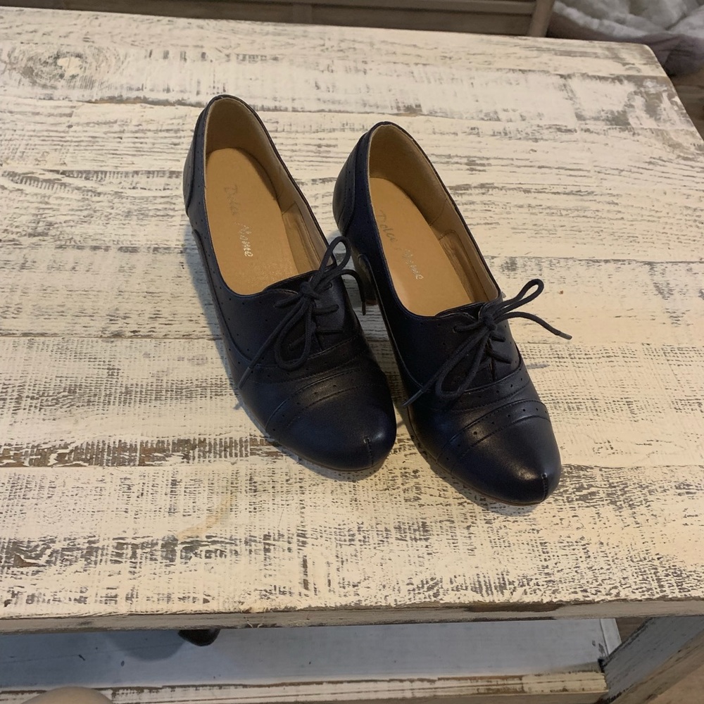 ModCloth Navy Blue Leather Lace-up Shoes